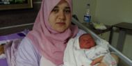 Polisler yine yeni doğum yapmış bir anneyi gözaltına aldı