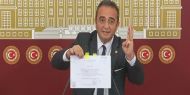 Tezcan, Erdoğan'ın belgelerle ilgili 'sahte' iddialarını yerle bir etti